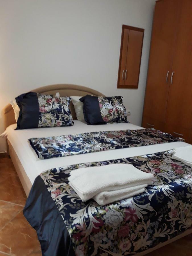 Apartments Jovanic With 2 Bedrooms Sutomore Luaran gambar