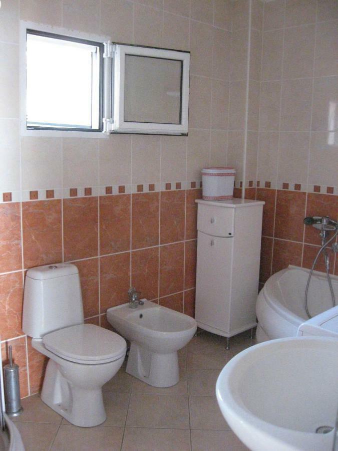 Apartments Jovanic With 2 Bedrooms Sutomore Luaran gambar
