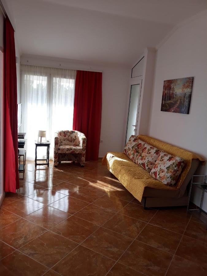 Apartments Jovanic With 2 Bedrooms Sutomore Luaran gambar