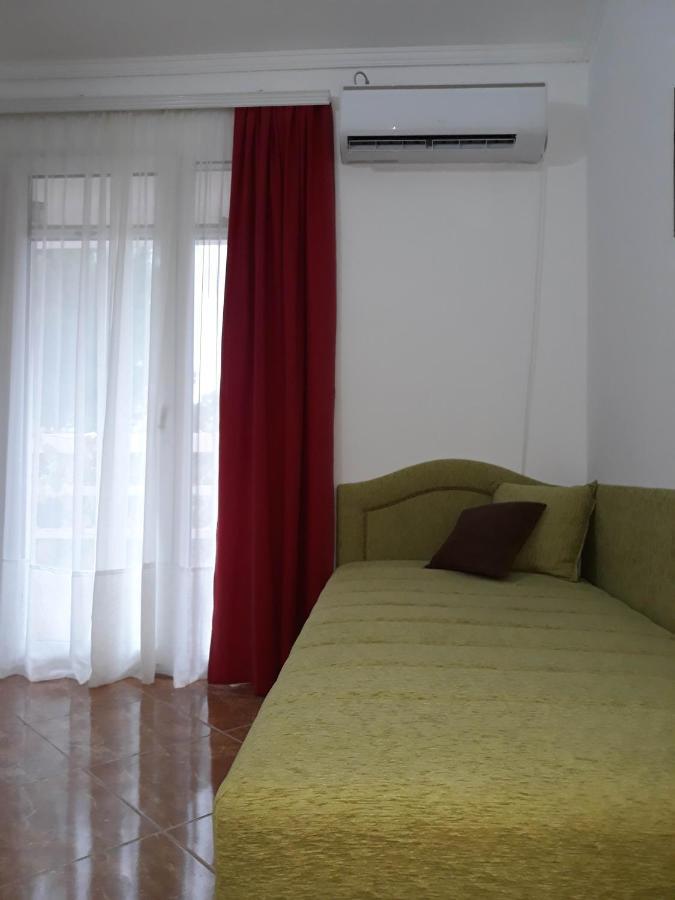 Apartments Jovanic With 2 Bedrooms Sutomore Luaran gambar
