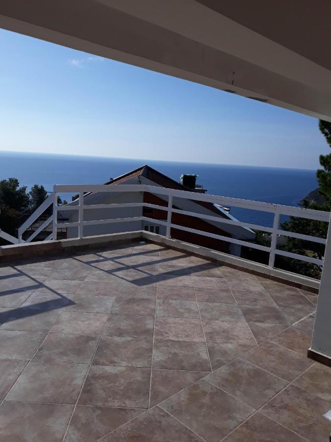 Apartments Jovanic With 2 Bedrooms Sutomore Luaran gambar