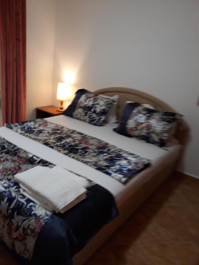 Apartments Jovanic With 2 Bedrooms Sutomore Luaran gambar